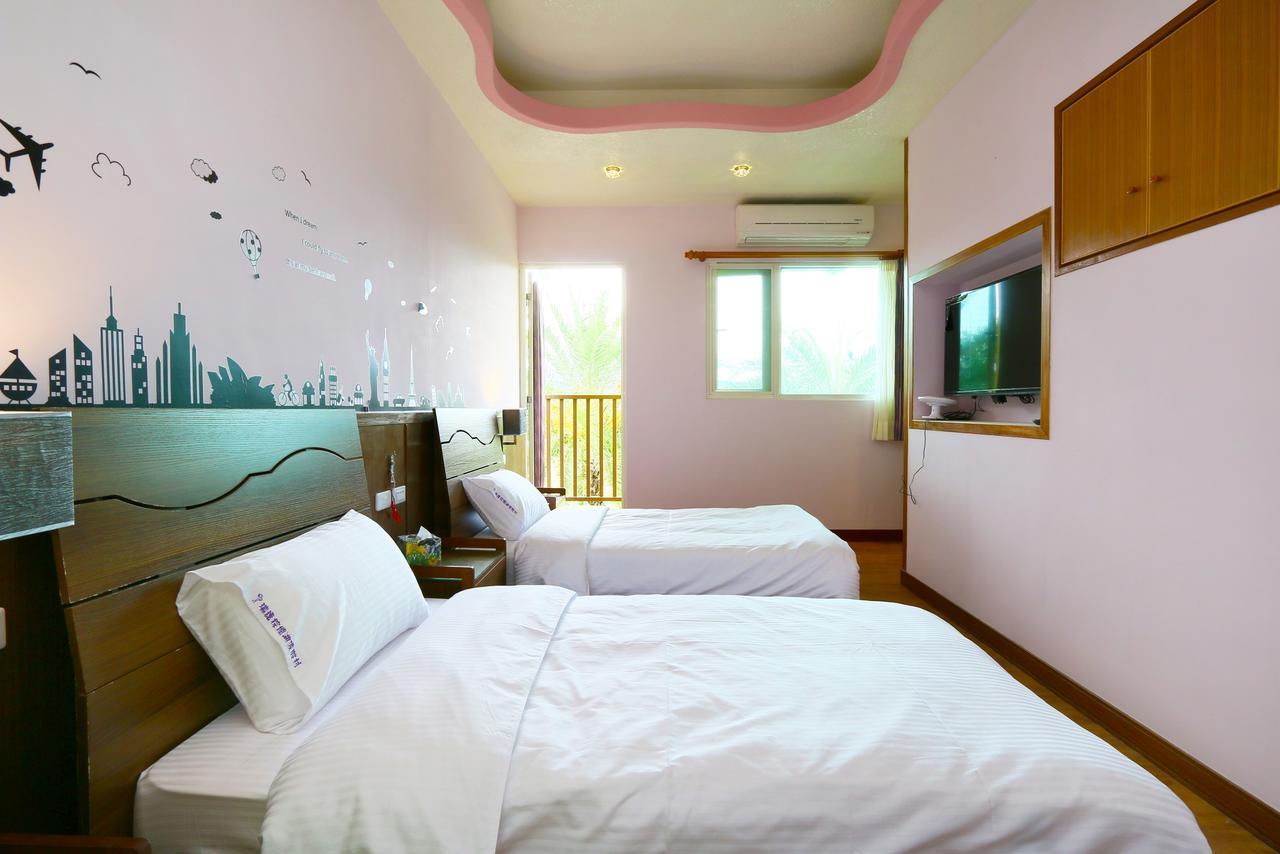 Ruisui Palm Lakes B&B Extérieur photo