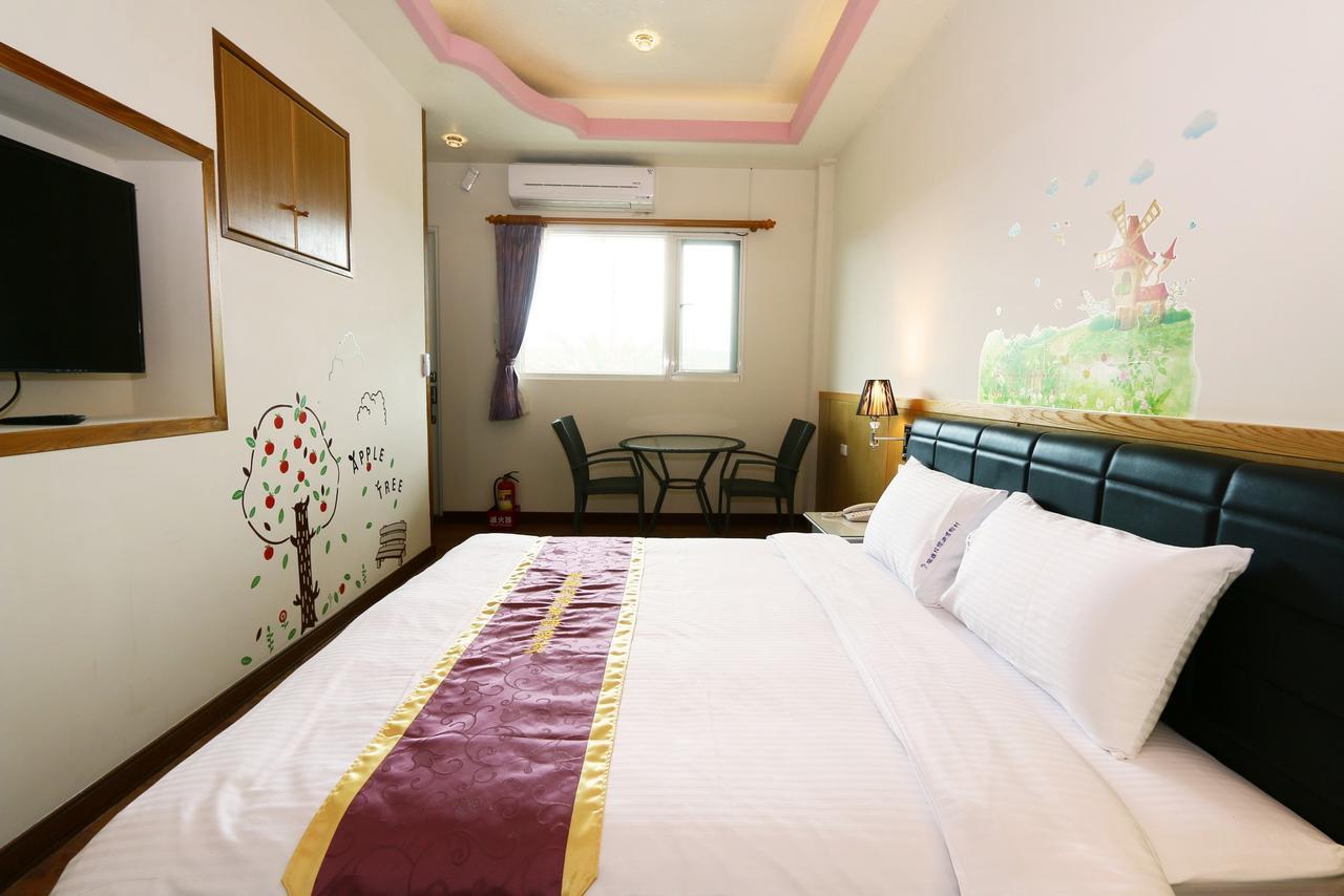 Ruisui Palm Lakes B&B Extérieur photo