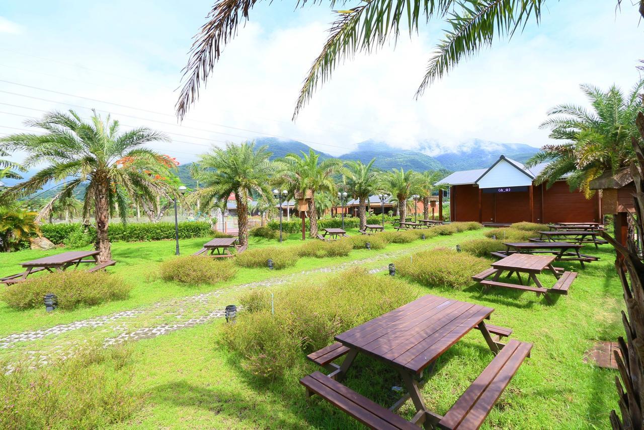 Ruisui Palm Lakes B&B Extérieur photo