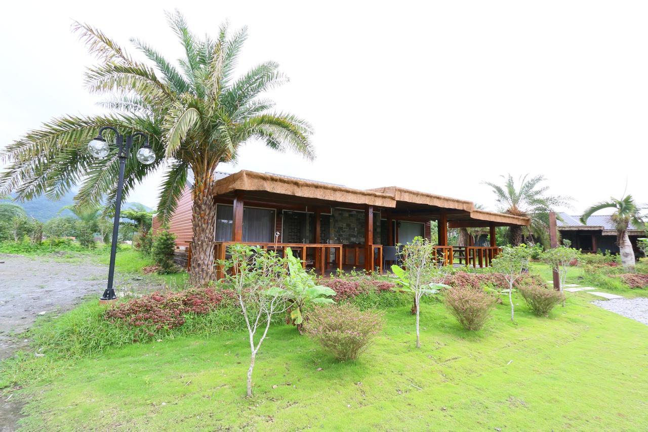 Ruisui Palm Lakes B&B Extérieur photo