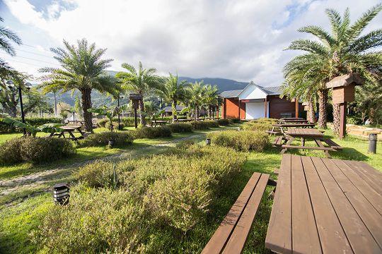 Ruisui Palm Lakes B&B Extérieur photo